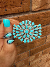 Load image into Gallery viewer, Kingman Turquoise Cluster Cuff