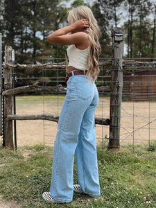 Ariat Ultra High Rise Tomboy Wide Jean—Zuma
