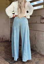 Load image into Gallery viewer, The Jessie Jeans