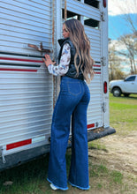 Load image into Gallery viewer, Waylon Wide Leg Jeans—Medium Wash