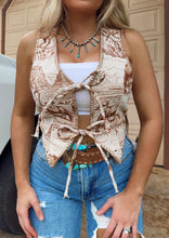 Load image into Gallery viewer, Desert Jacquard Vest