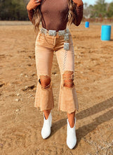 Load image into Gallery viewer, The Desert Cropped Jeans