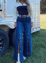 Load image into Gallery viewer, Blakely Button Jeans