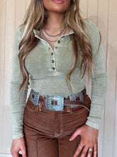 Load image into Gallery viewer, Hazen Henley Top