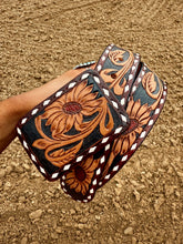 Load image into Gallery viewer, The Black Buckstitch Belt