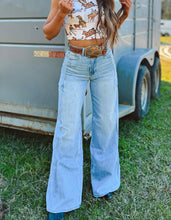 Load image into Gallery viewer, Calgary Wide Leg Jeans