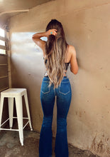 Load image into Gallery viewer, Codi Curvy Fit Jeans—Dark