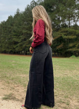 Load image into Gallery viewer, Jessie Wide Leg Jeans