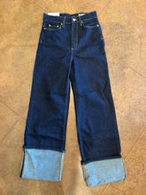 Load image into Gallery viewer, Zara Jeans (size 0)