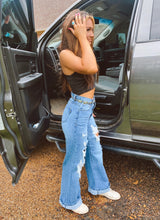Load image into Gallery viewer, Wesley Wide Leg Jeans